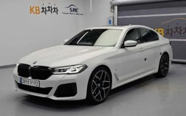 수원중고차시세표 5시리즈 (G30) 523d M 스포츠 매물 사진 4 - 2022/05 53,802km